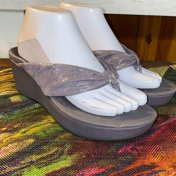 Vionic Arabella wedge flip flop sandals size 8 womens - Picture 1 of 10